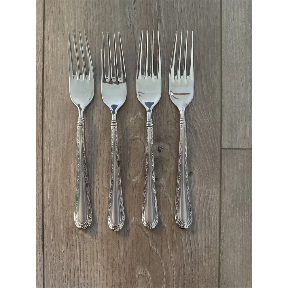 4 PCs Oneida MERLOT Dinner Forks Stainless 18/10 Flatware Silverware Vietnam‎